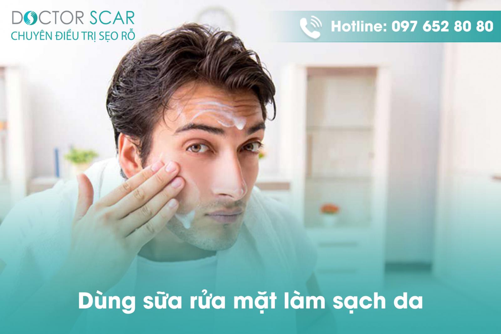 Dùng sữa rửa mặt làm sạch da