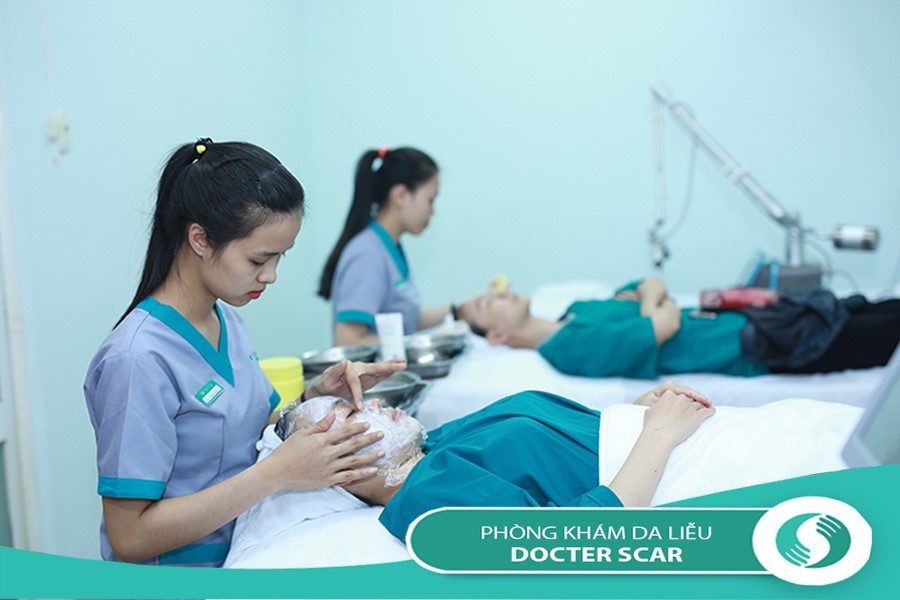 điều trị sẹo rỗ bằng phương pháp lăn kim prp tại Doctor Scar