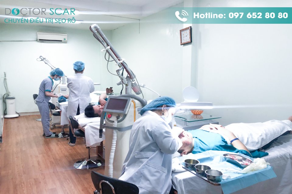 Phòng khám doctorscar địa chỉ điều trị sẹo rỗ bằng lăn kim và laser chuẩn y khoa